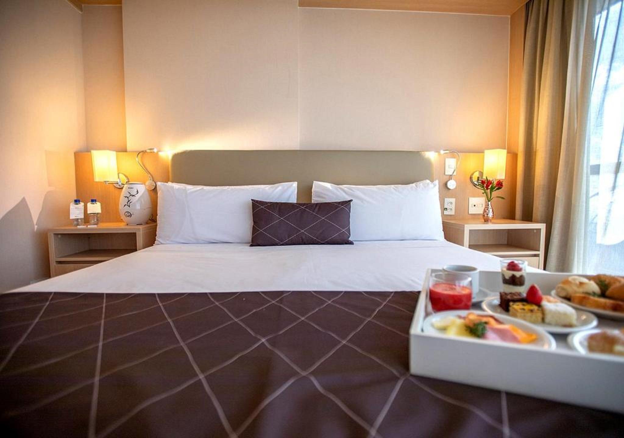 ホテル クリナン Hプラス プレミアム ブラジリア エクステリア 写真 A room at the hotel