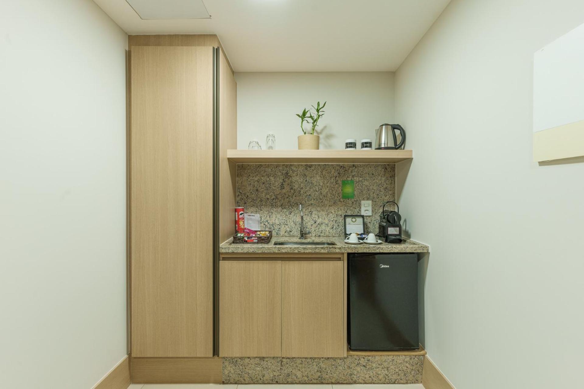 ホテル クリナン Hプラス プレミアム ブラジリア 部屋 写真